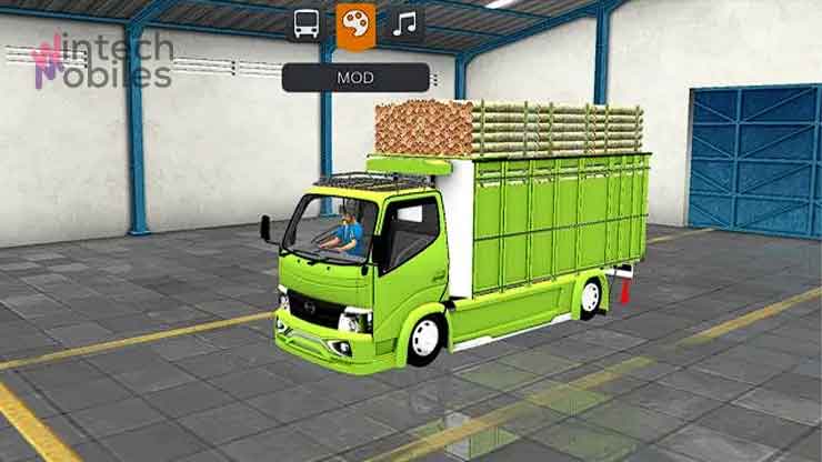 Truck Hino 300 Muatan Sengon